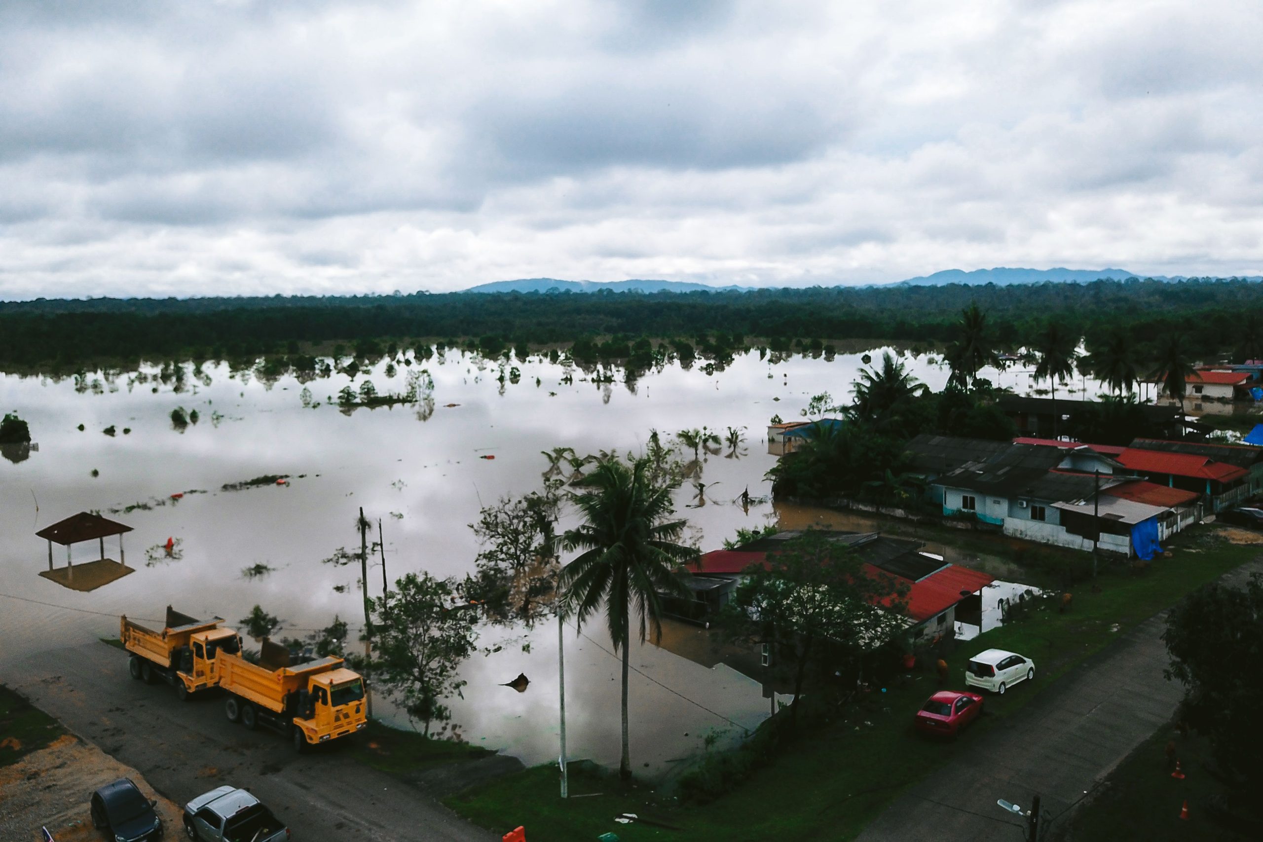 Banjir Bandang Sinjai 2006: Tragedi Tengah Malam yang Mengisolasi Kabupaten Sinjai